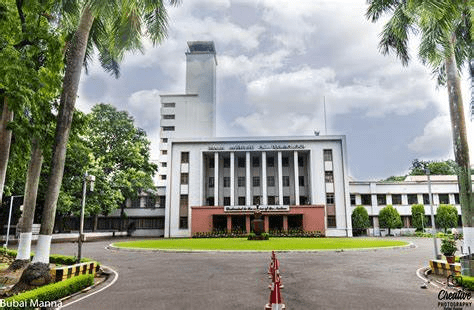 Top 10 Law College In India